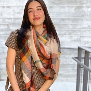 🎉HP🎉 Plaid Blanket Scarf (Orange/Green Combo)
